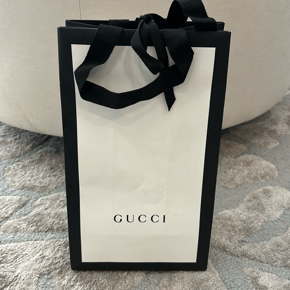 Authentic Gucci shopping bag